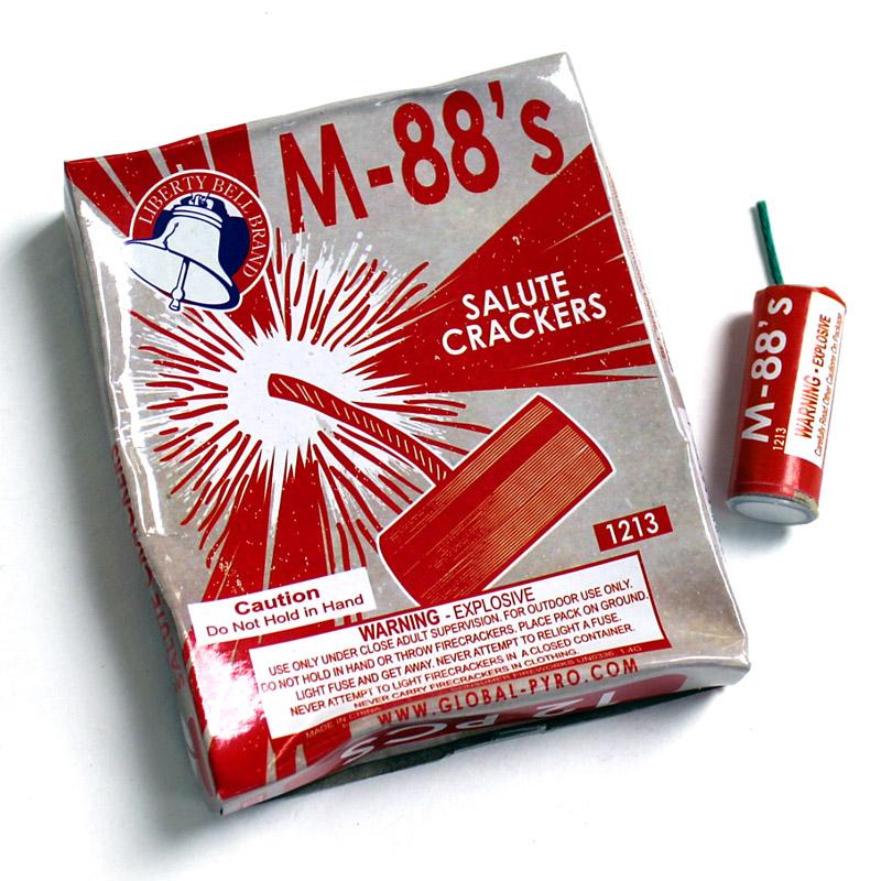 1213 M-88 Salute Crackers
